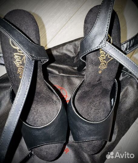 Стрипы pleaser