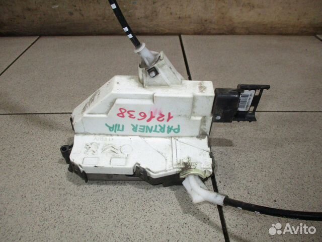 Замок двери передней правой Peugeot Partner 2