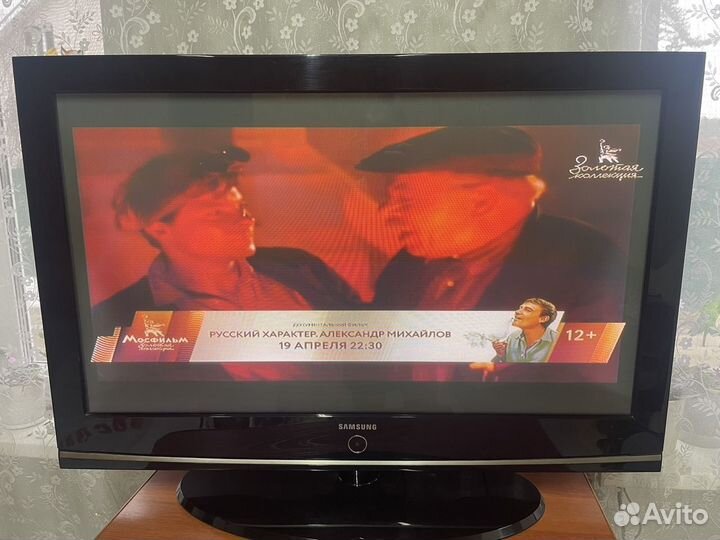 Телевизор samsung