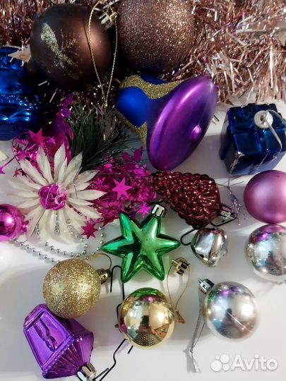 Елочные игрушки и мишура для поделок