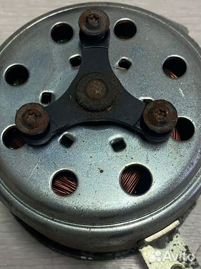 Моторчик вентилятора охлаждения Mazda 3 bk 6006