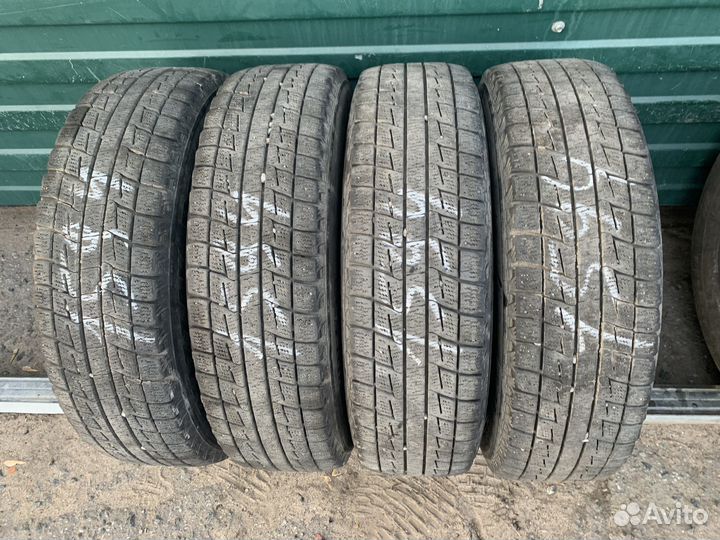 Bridgestone Blizzak Revo1 175/70 R14
