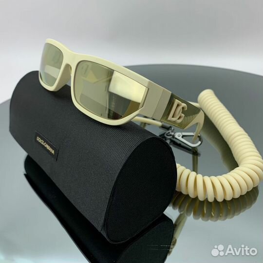 Солнцезащитные очки Dolce Gabbana