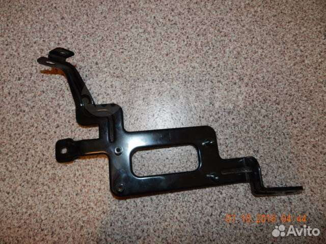 391092B250 опора блока управления двигателем Hyund