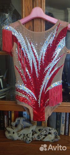 Костюм для художественной гимнастики