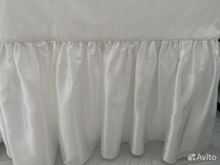 Покрывало 2000х2300+декоративные наволочки+подзор