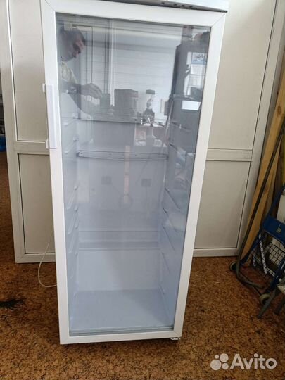 Холодильник со стеклянной Бирюса 290