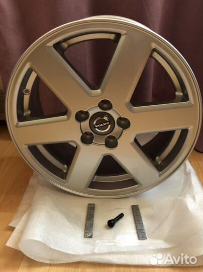 Диск литой R17.Volvo XC90.Оригинал.Новый