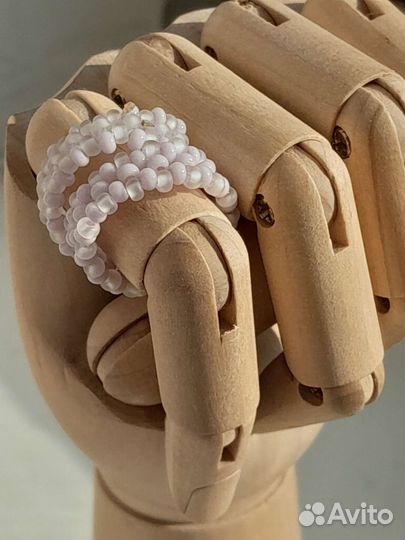 Украшения из бисера