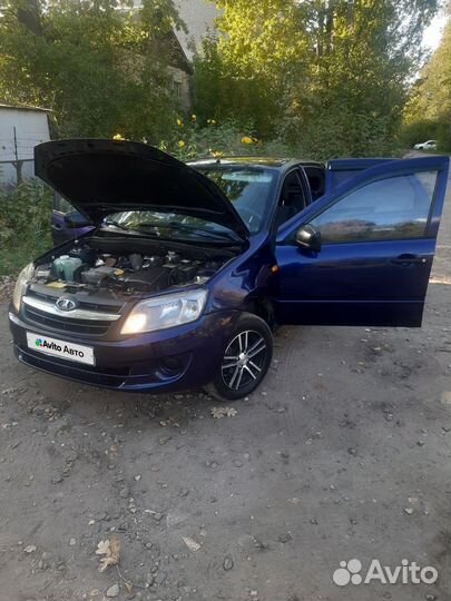 LADA Granta 1.6 МТ, 2012, 171 259 км