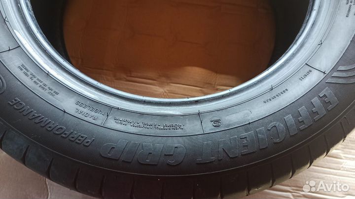 Goodyear EfficientGrip Performance 215/60 R16