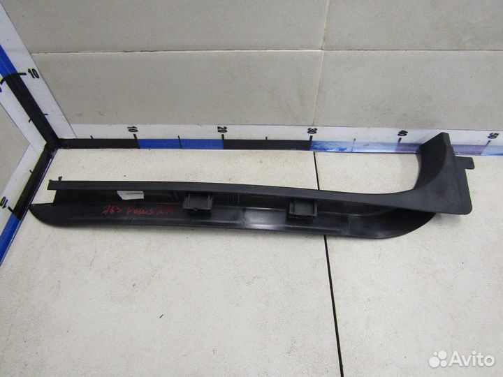 Накладка (кузов внутри) Focus III 2011