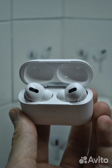 Беспроводные наушники Apple AirPods Pro