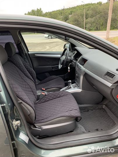 Opel Astra 1.8 AT, 2011, 188 000 км