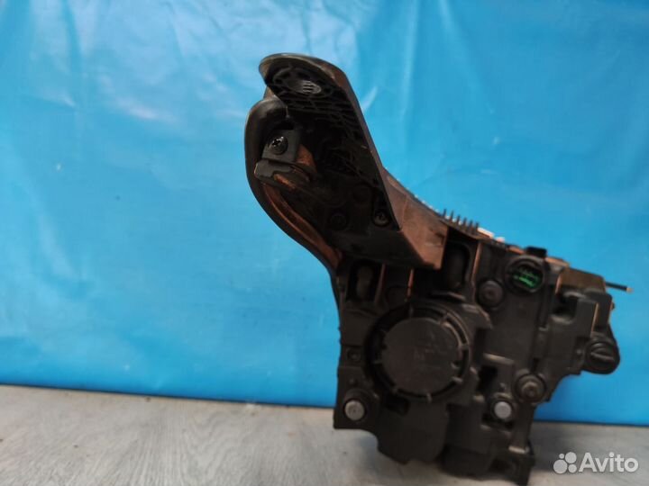 Фара левая Kia Seltos 2019