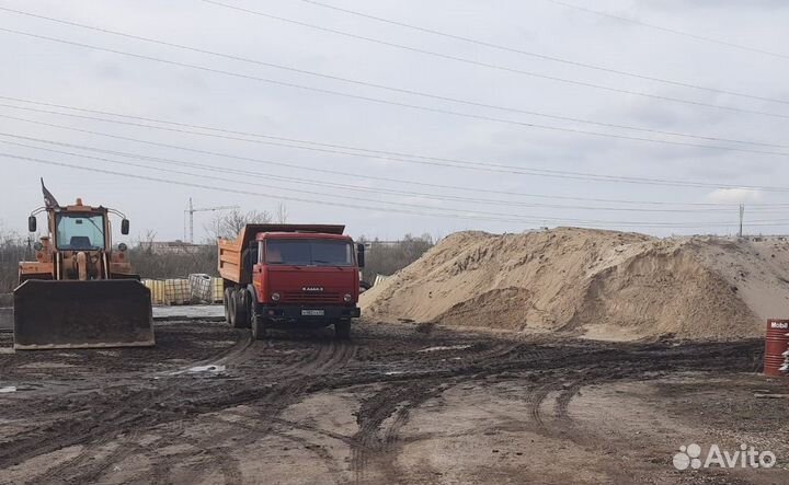 Доставка сыпучих материалов песок, щебень и земля