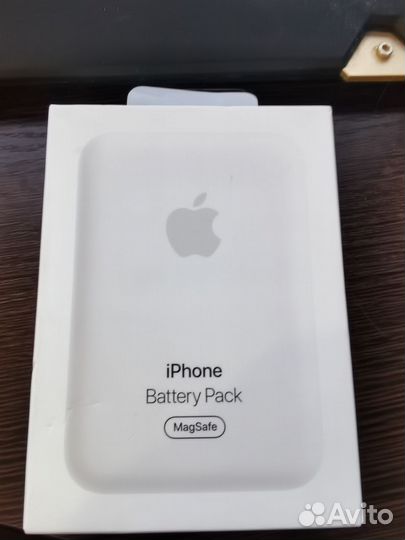 Оригинальный Apple MagSafe Battery Pack
