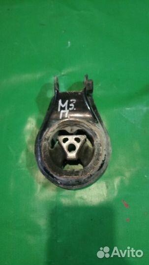 Подушка двигателя Mazda 3 BK 2003-2009