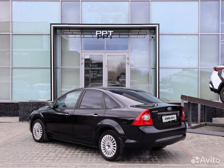 Ford Focus 1.8 МТ, 2010, 300 000 км