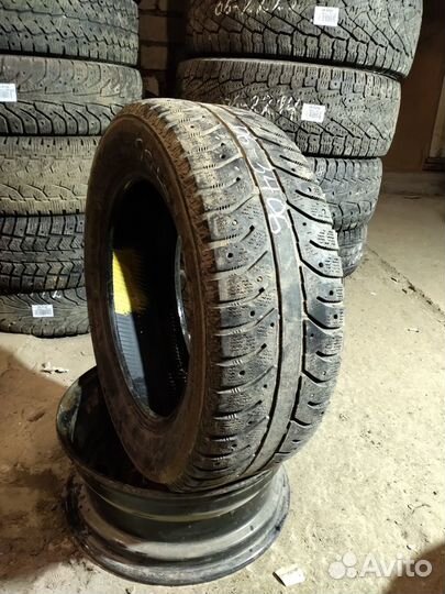 Bridgestone Ice Cruiser 7000 195/60 R15