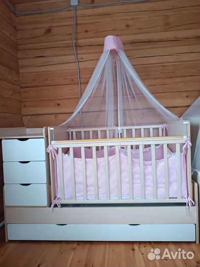 Детская кроватка трансформер с маятником