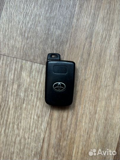 Смарт ключ toyota camry