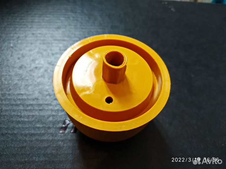 Ножки (опоры) мебельные, пластиковые, регулируемые