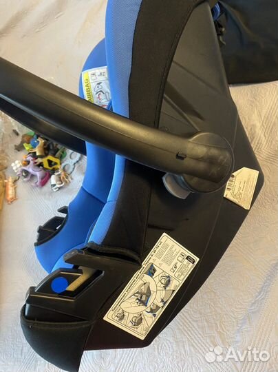 Автомобильное кресло и переноска,автолюлька