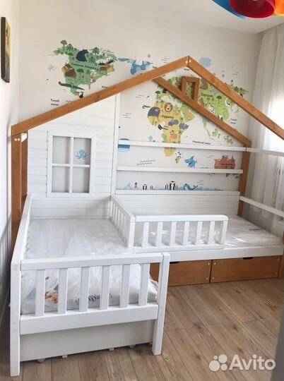 Кровать домик для детей угловая