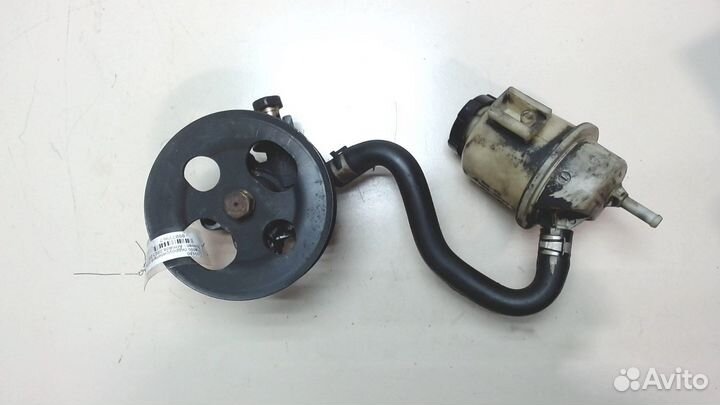 Гур Nissan Armada, 2004