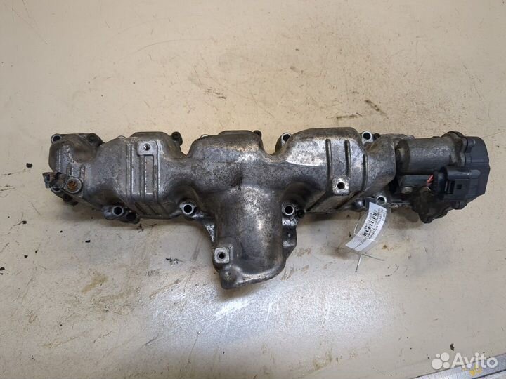 Коллектор впускной Volkswagen Tiguan, 2008