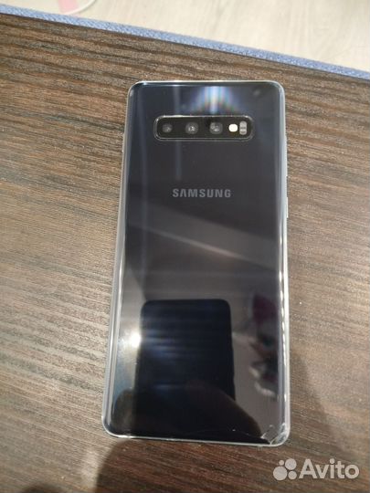 Samsung Galaxy S10+, 8/128 ГБ