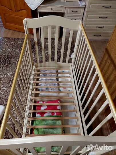 Детская кроватка Gandylyan