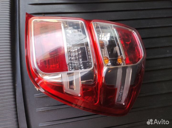 Фонарь задний левый И правыйchevrolet cobalt 2012