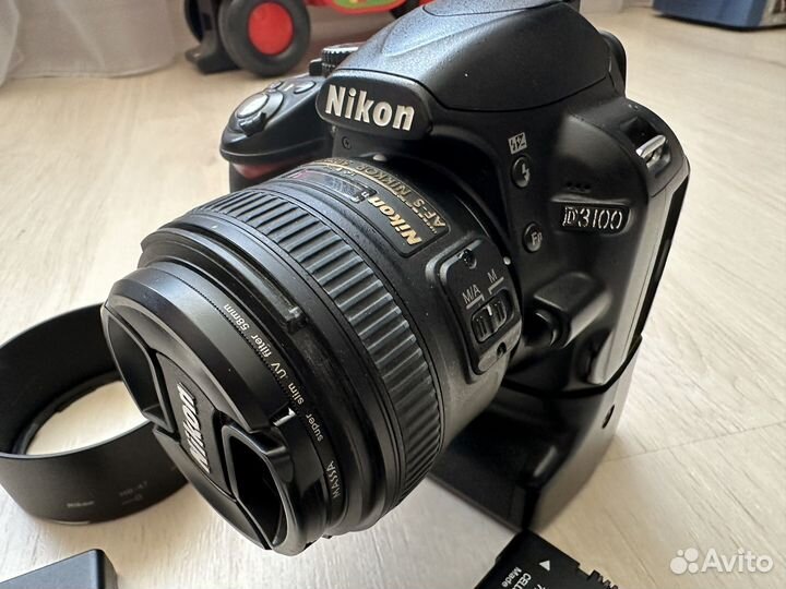Зеркальный фотоаппарат Nikon d3100 и комплект