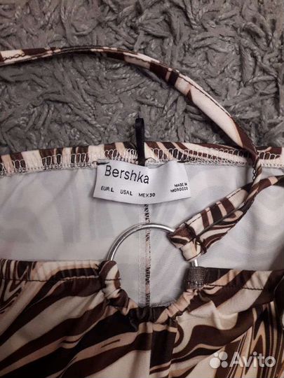 Штаны-клëш Bershka l48