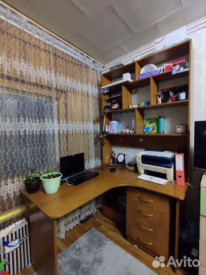 Компьютерный стол