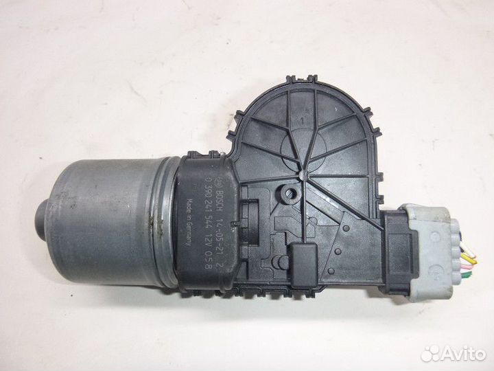 Моторчик стеклоочистителя передний renault duster