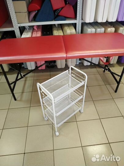 Кушетка и тумба перекатная