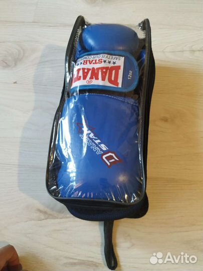 Кожаные боксерские перчатки 12 oz + лента