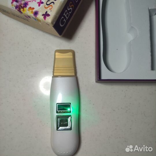 Аппарат для ультразвуковой чистки лица Gess