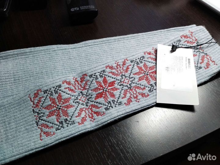 Женские меховые шапки