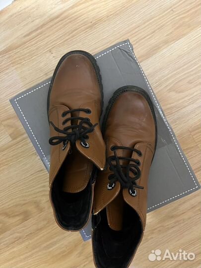 Ботинки женские 36 размер