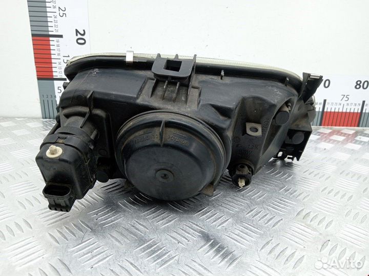 Фара передняя для Renault Scenic 1 7701672734