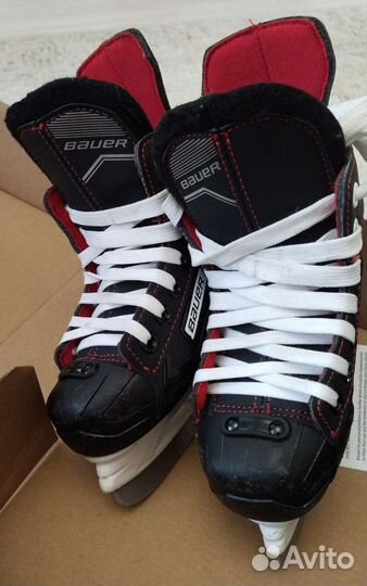 Коньки хоккейные bauer NS