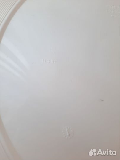 11 литров как новое ведро пластиковое с крышкой