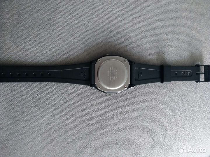Часы casio F 84 W