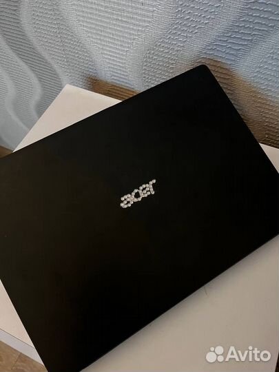 Ноутбук acer swift 1