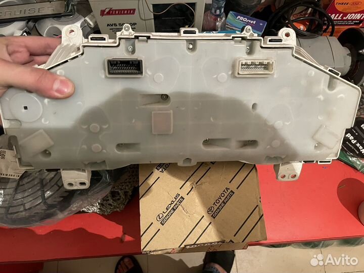 Щиток приборов Land Cruiser 200