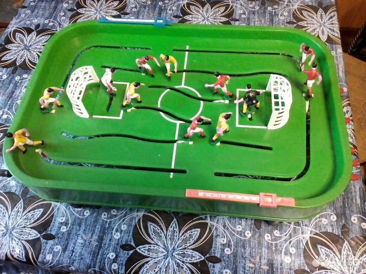 Игра настольный футбол